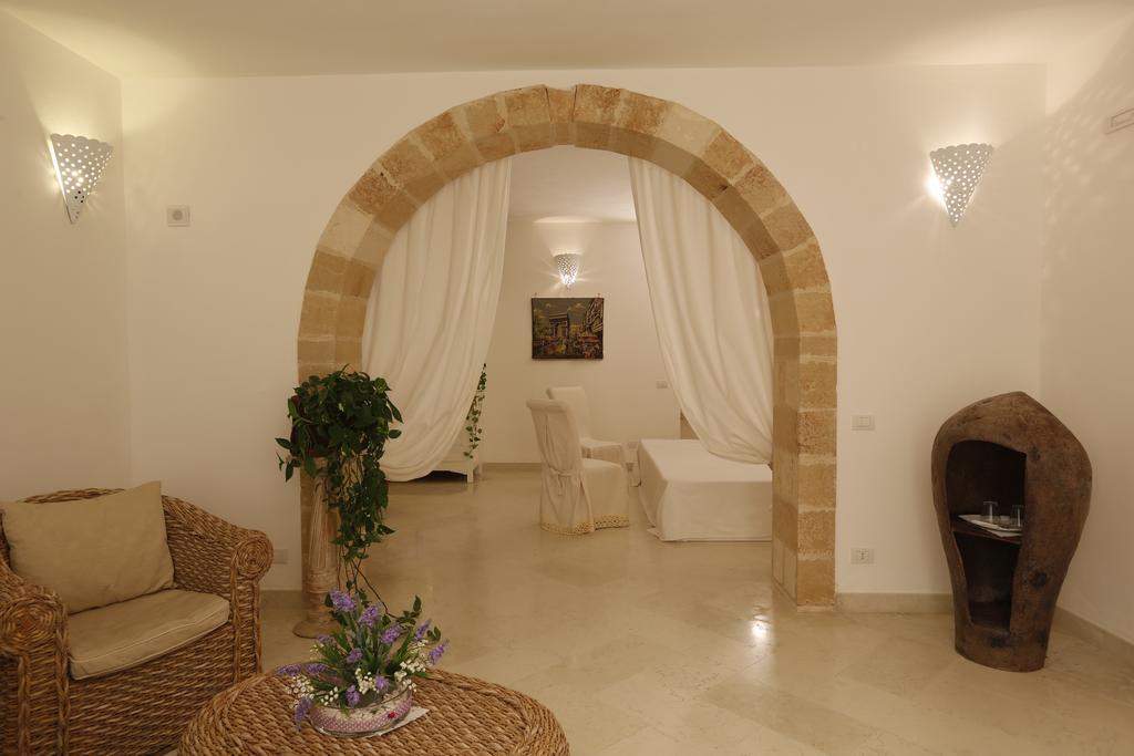 Masseria Quadrelli Bed and Breakfast Sanarica Habitación foto