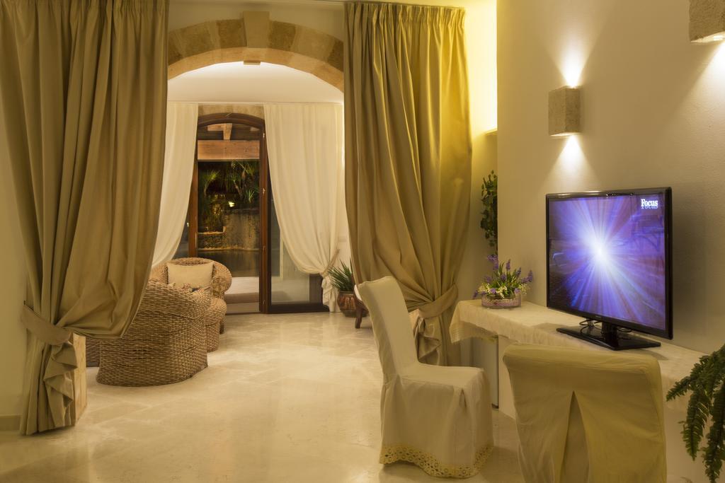 Masseria Quadrelli Bed and Breakfast Sanarica Habitación foto